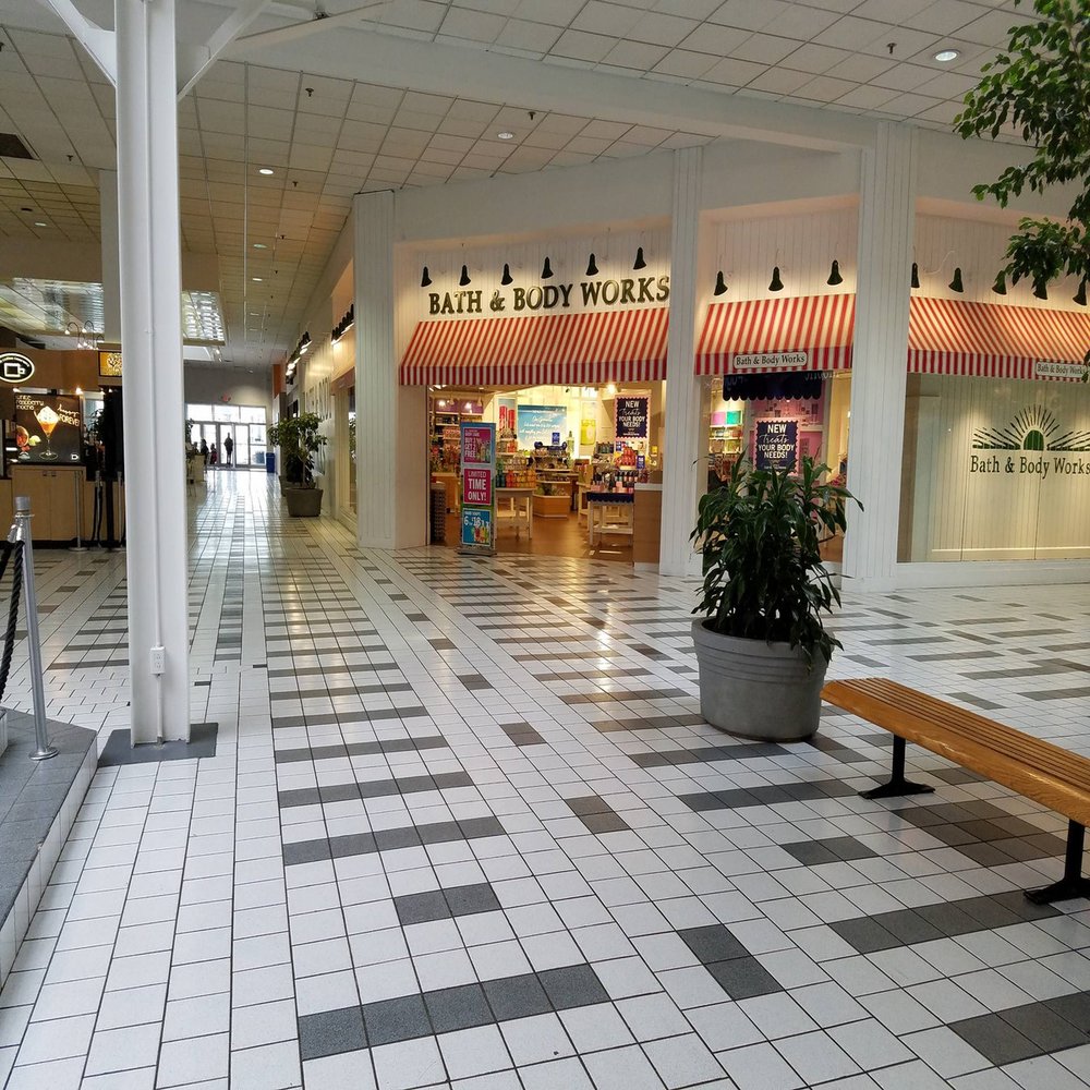 Hudson Mall - Hudson County